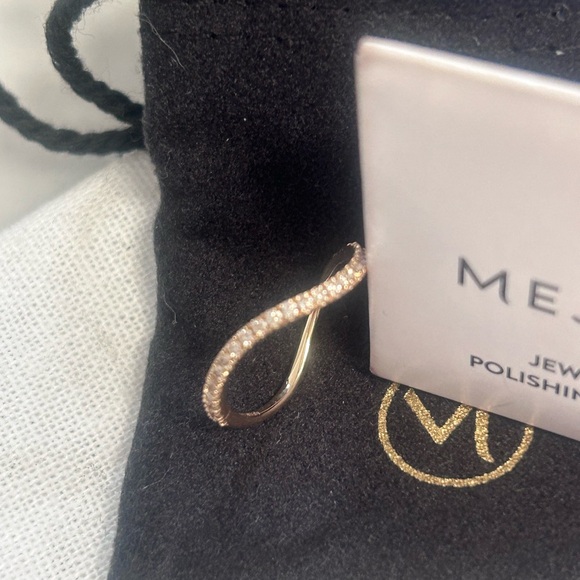 Mejuri 14k Gold - Dome Figure Pave Diamond Ring - Size 6